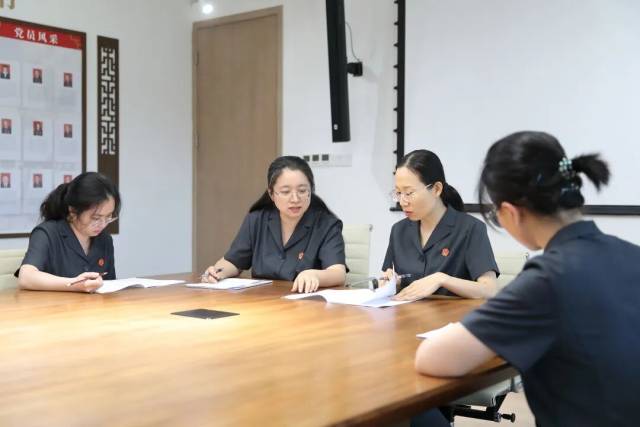 合議庭法官合議案件 合議庭法官合議案件